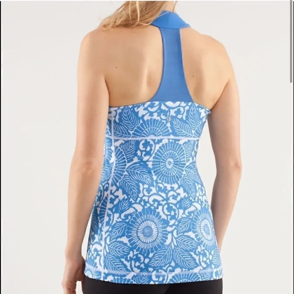 Lululemon scoop neck tank